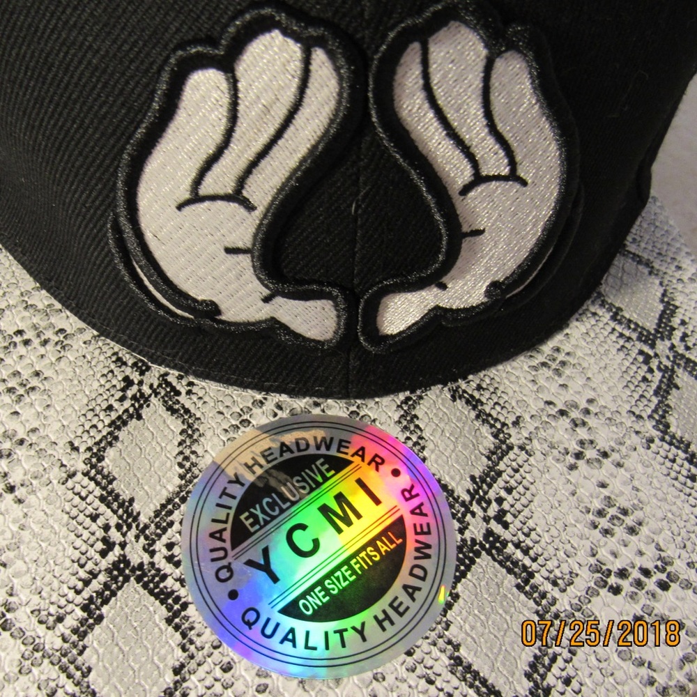 Snap Back - Picture 2 of 4
